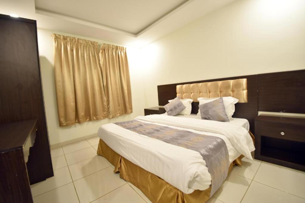Rawat Al Msaif Hotel Suites Ta'if Exteriör bild